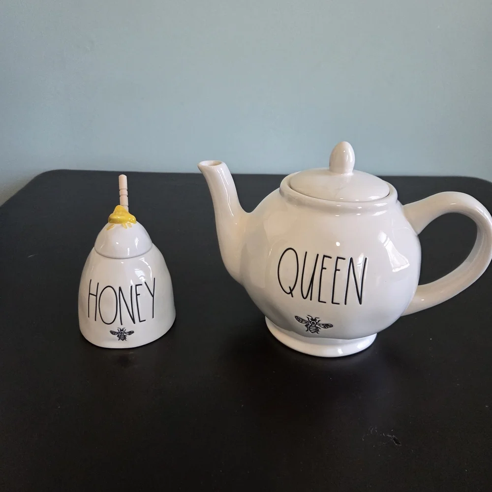 Rae Dunn Artisan Collection Queen Bee Teapot & Honey Pot Set by Magenta